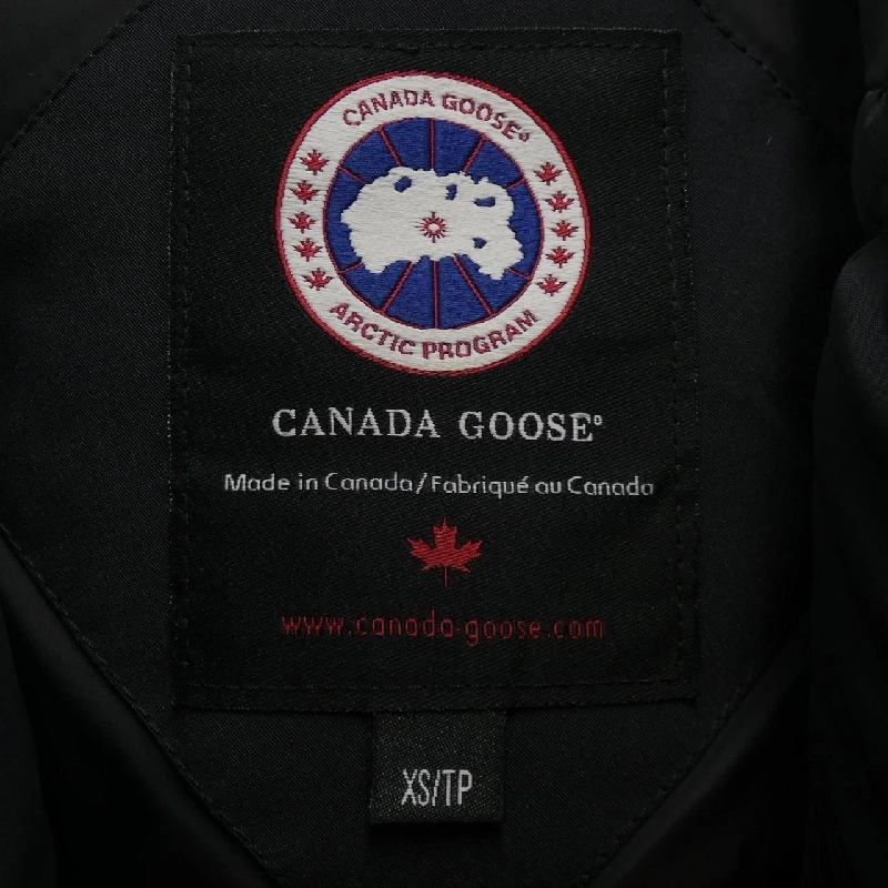 Áo khoác lông Canada Goose 2062M R - Hàng hiệu Authentic 896328