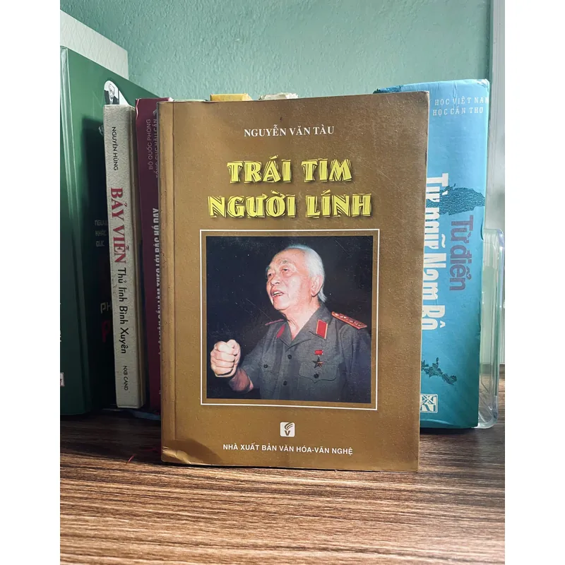 SÁCH TRÁI TIM NGƯỜI LÍNH 1058810