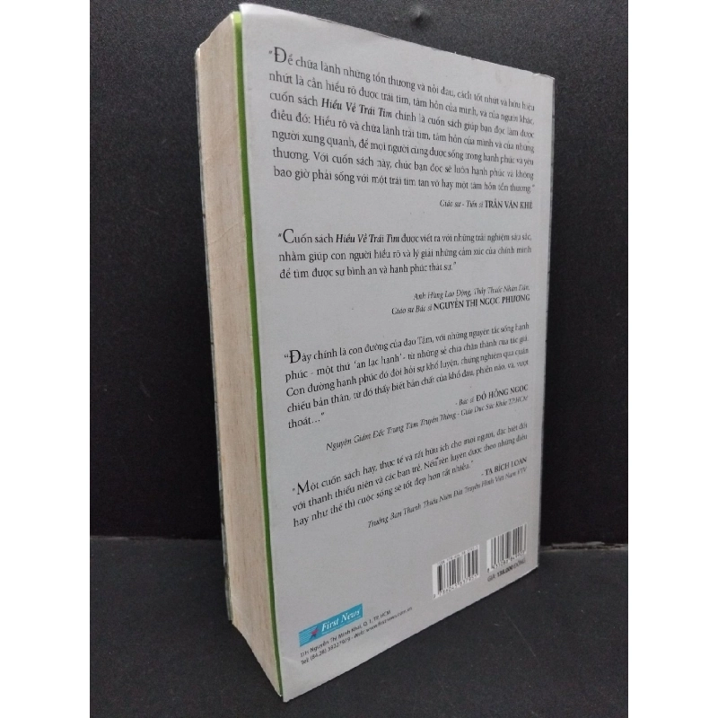 Hiểu về trái tim mới 80% ố vàng có viết trang đầu 2020 HCM1008 Minh Niệm TÂM LÝ 916437
