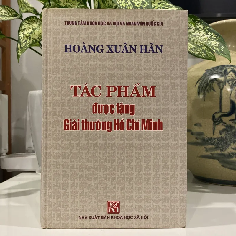 HOÀNG XUÂN HÃN, TPĐTGTHCM: LÝ THƯỜNG KIỆT, LA SƠN PHU TỬ, LỊCH VIỆT NAM (XB 2003) 990893