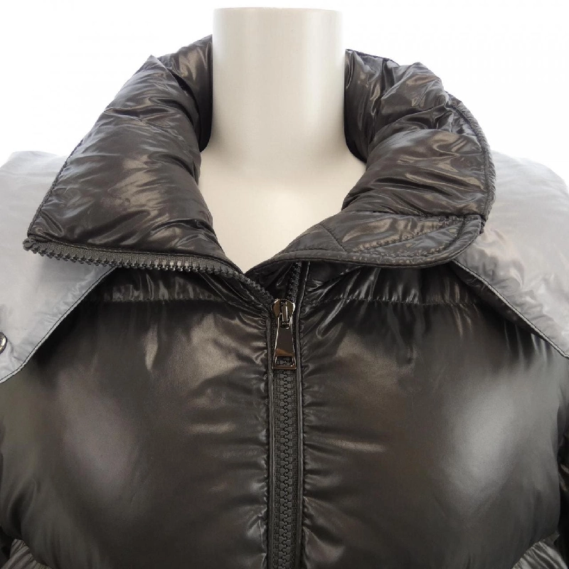 Áo khoác lông vũ MONCLER ABBAYE 631850