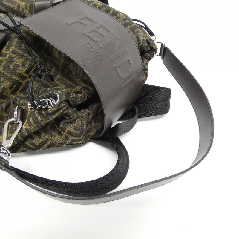 【Sản phẩm mới】Fendi Fendi Strike Large 7VZ056 AG0M Ba lô 609824