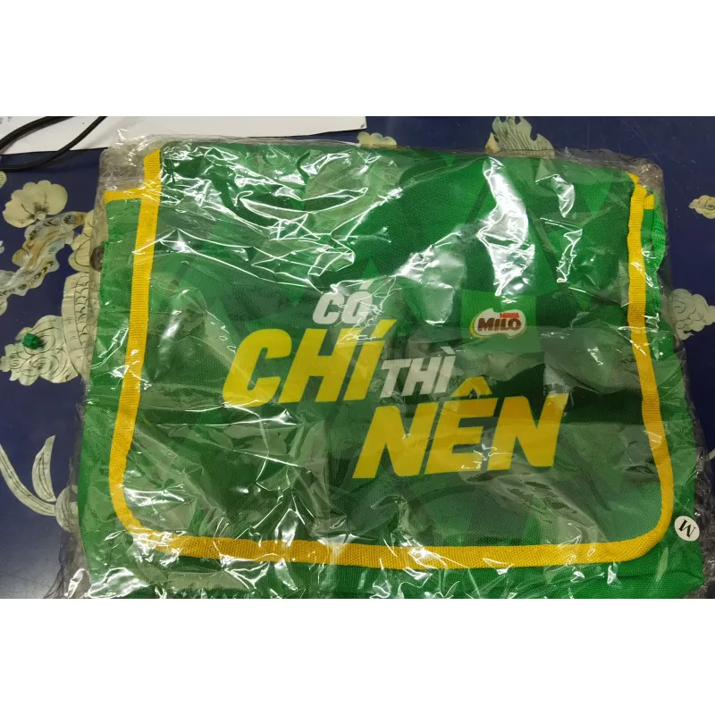Túi đeo chéo năng động - KM sữa Milo 996211