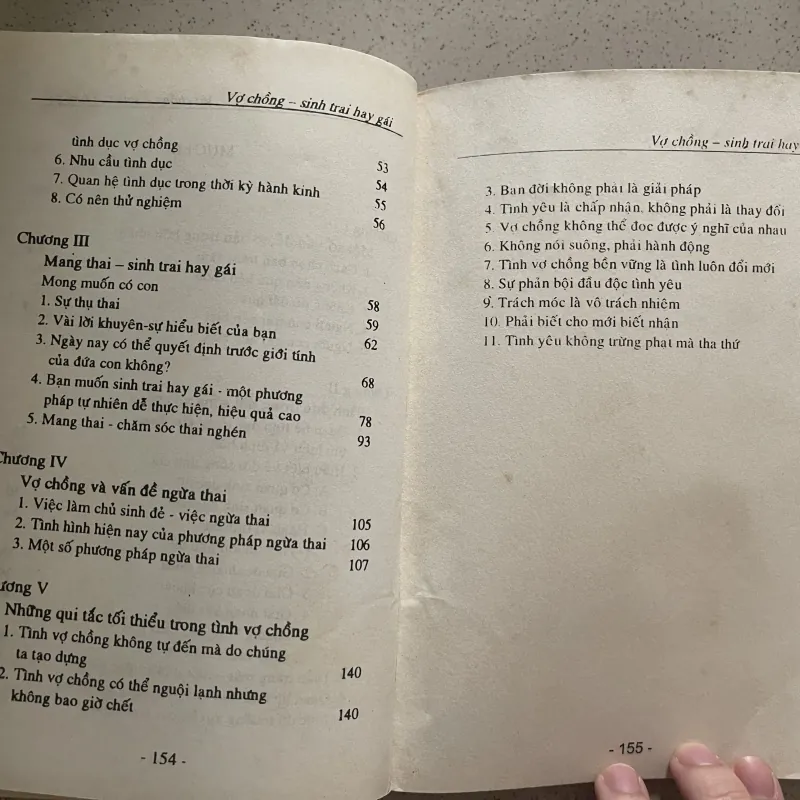 Combo 2 sách: Sinh con theo ý muốn & Chuyện vợ chồng sinh con trai hay con gái  994405