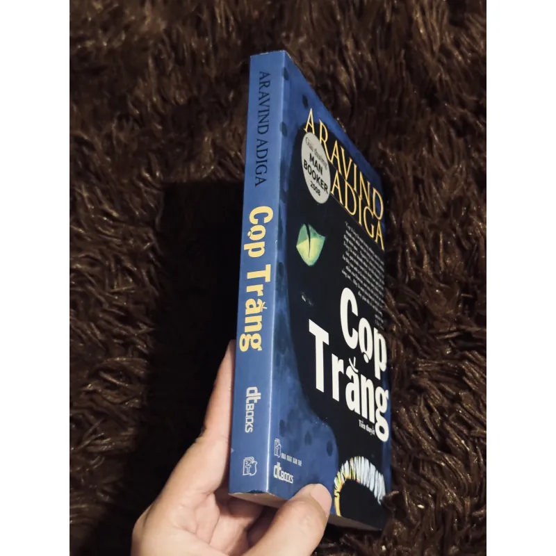 Cọp trắng (Man Booker 2008) 1023789