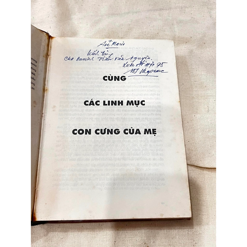 Các Linh Mục Con cưng mẹ có chữ ký 319343