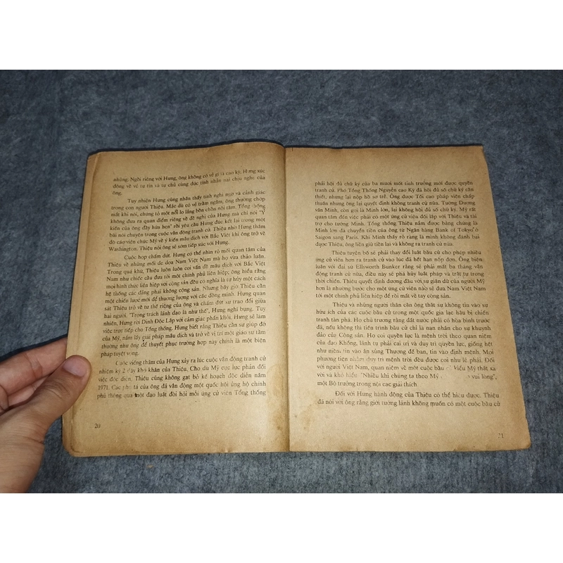 TỪ TÒA BẠCH ỐC ĐẾN DINH ĐỘC LẬP (TỐI MẬT) 517647