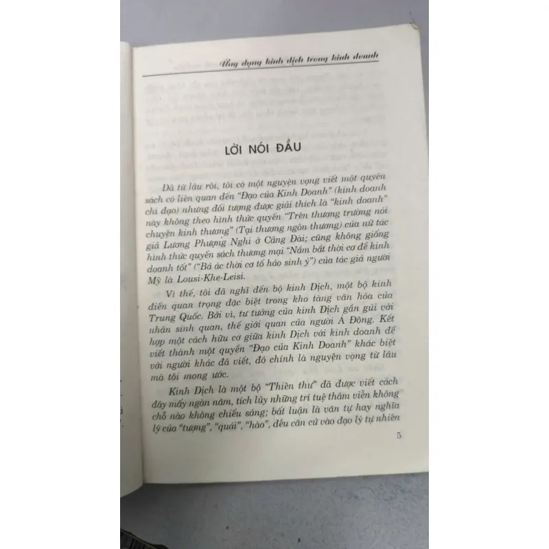 Ứng Dụng 64 Quẻ Kinh Dịch Trong Kinh Doanh – Trương Kiến Trí 1022738
