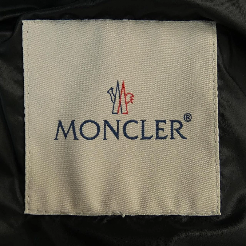 Áo khoác lông vũ MONCLER 643077