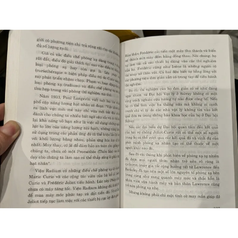 Frédéric Joliot Curie - M.Chaskolskaia 643764