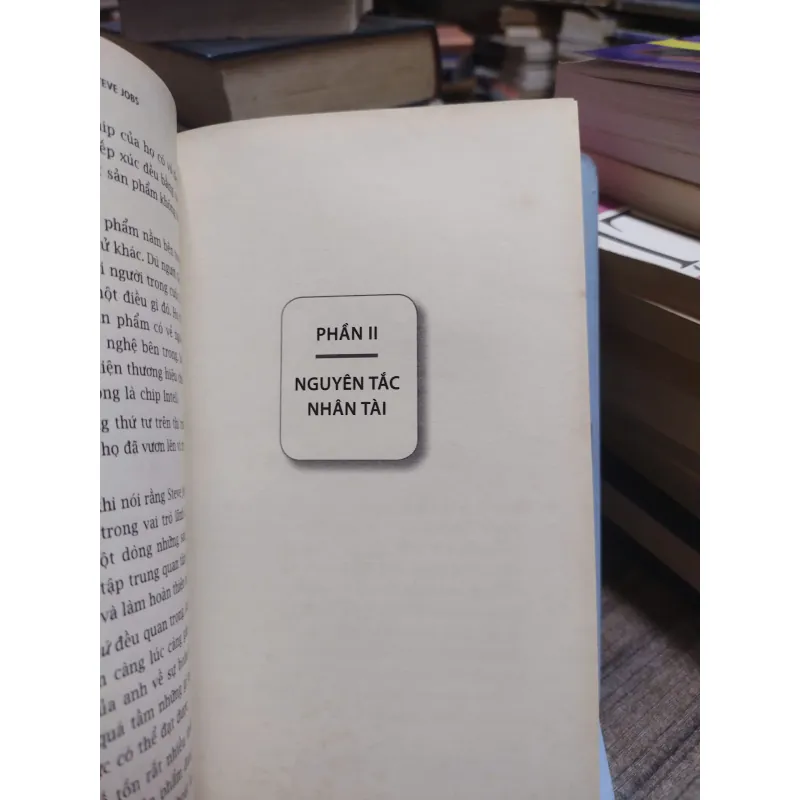 Sách: Con đường Steve Jobs Lãnh đạo cách tân cho thế hệ mới -Tác giả: Jay Elliot 603930