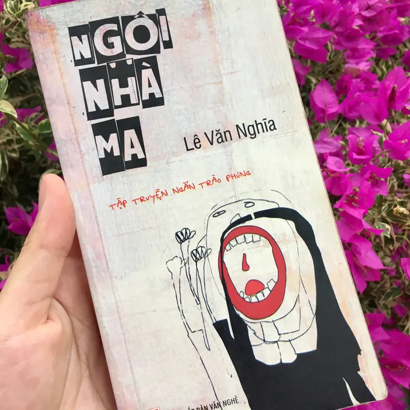 Tập truyện ngắn trào phúng Ngôi nhà ma Lê Văn Nghĩa 563416