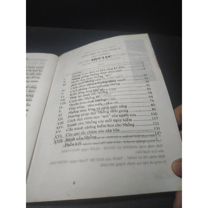 Nghệ thuật nuôi và huấn luyện nhồng nói 1999 - Việt Chương, Nguyễn Việt Tiến (ố nhẹ) new 90% HCM.TN2707 911774