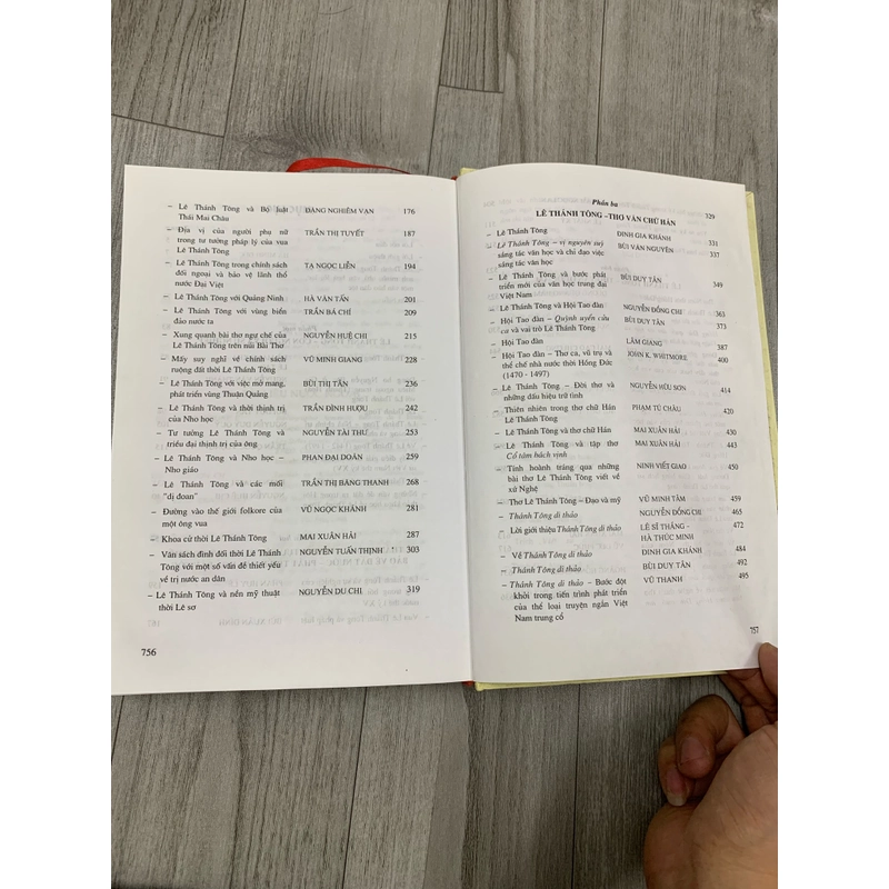 Lê thánh tông về tác gia và tác phẩm. Bìa cứng 525429