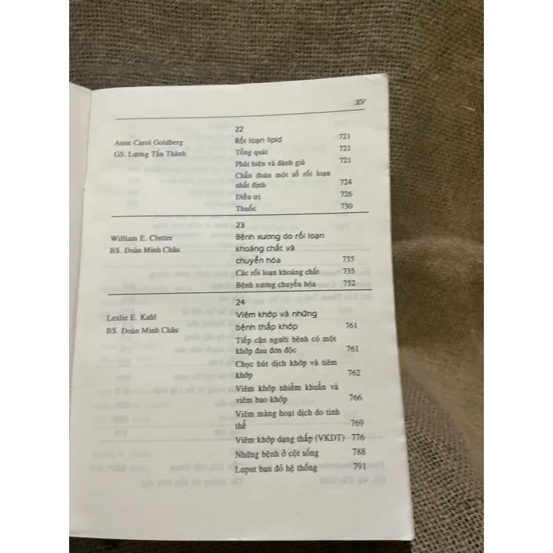 Cũng đang điều trị nội khoa - MICHELE WOODLEY, M.D ALISON WHELAN, M.D 958654