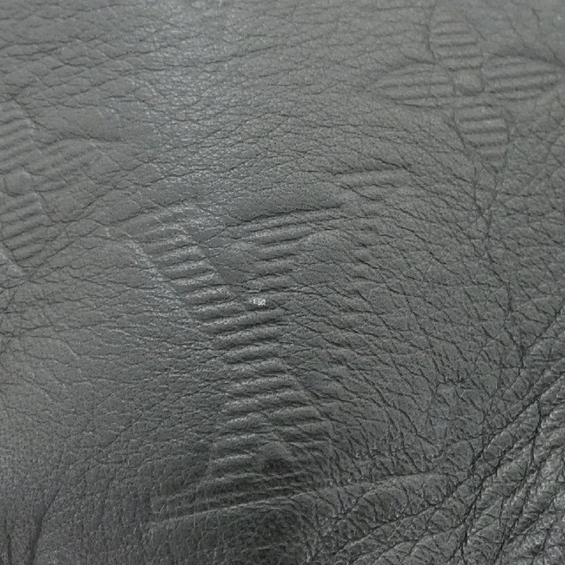 Túi đeo chéo Louis Vuitton Monogram Shadow Discovery M44388 - Hàng hiệu Chính hãng 768671