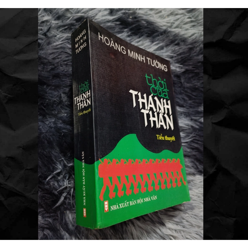 Thời của thánh thần (Hoàng Minh Tường) 536422