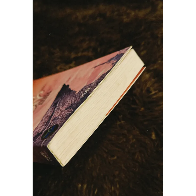 Đỏ trỗi dậy 701943