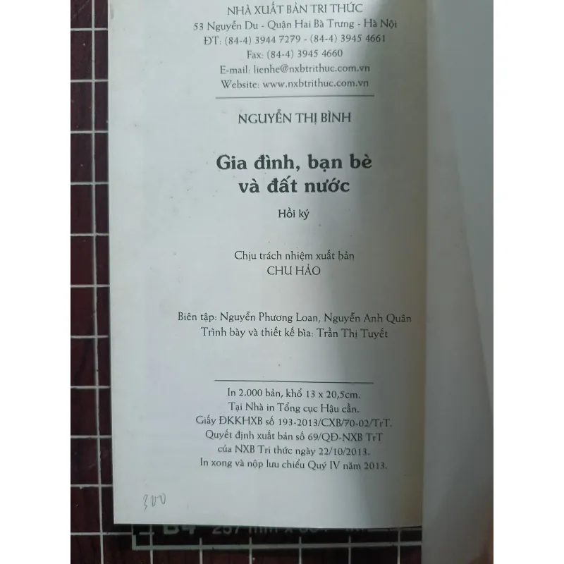 Gia đình bạn bè và đất nước hồi ký - Nguyễn Thị Bình 731140