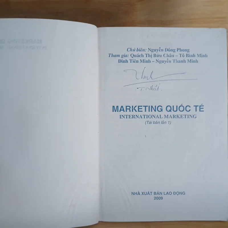 Marketing Quốc Tế - Nguyễn Đông Phong chủ biên 932353