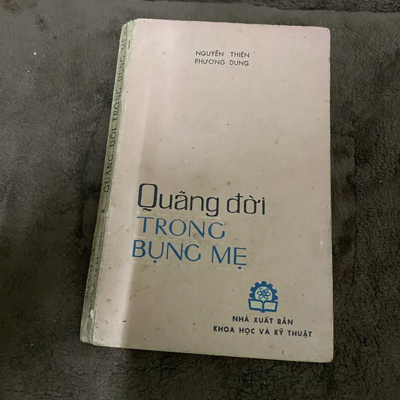 Quãng đời trong bụng mẹ 674029