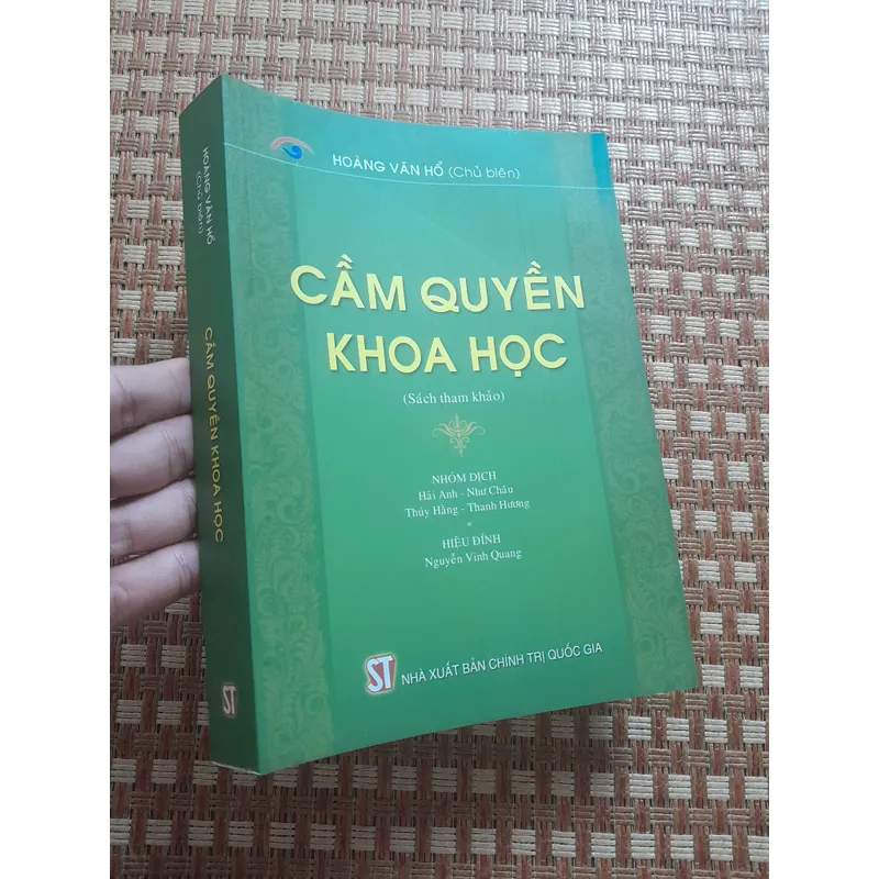 CẦM QUYỀN KHOA HỌC 735930