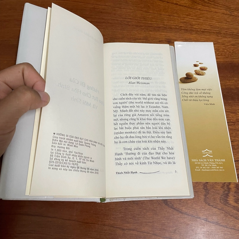 II Tựa sách: Hướng Đi Của Đạo Bụt Cho Hoà Bình Và Môi Sinh - Thích Nhất Hạnh - 2010 493571