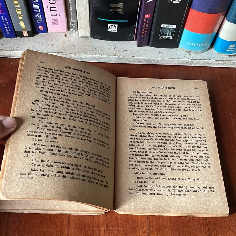 II Văn Học Việt Nam: Nửa Chừng Xuân - Khái Hưng - 1989 543962