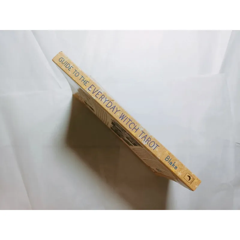 Guide To The Everyday Witch Tarot - Deborah Blake 777201