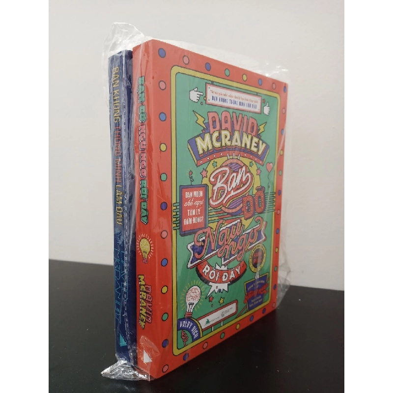 Combo 2 Cuốn: Bạn Không Thông Minh Lắm Đâu + Bạn Đỡ Ngu Ngơ Rồi Đấy (Tái Bản) David McRaney New 100% HCM.ASB2302 Tâm lý 910905