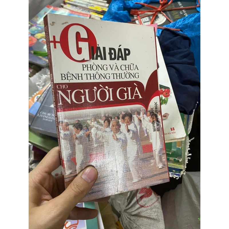 Sách Giải đáp phòng và chữa bệnh thông thường cho người già 312633