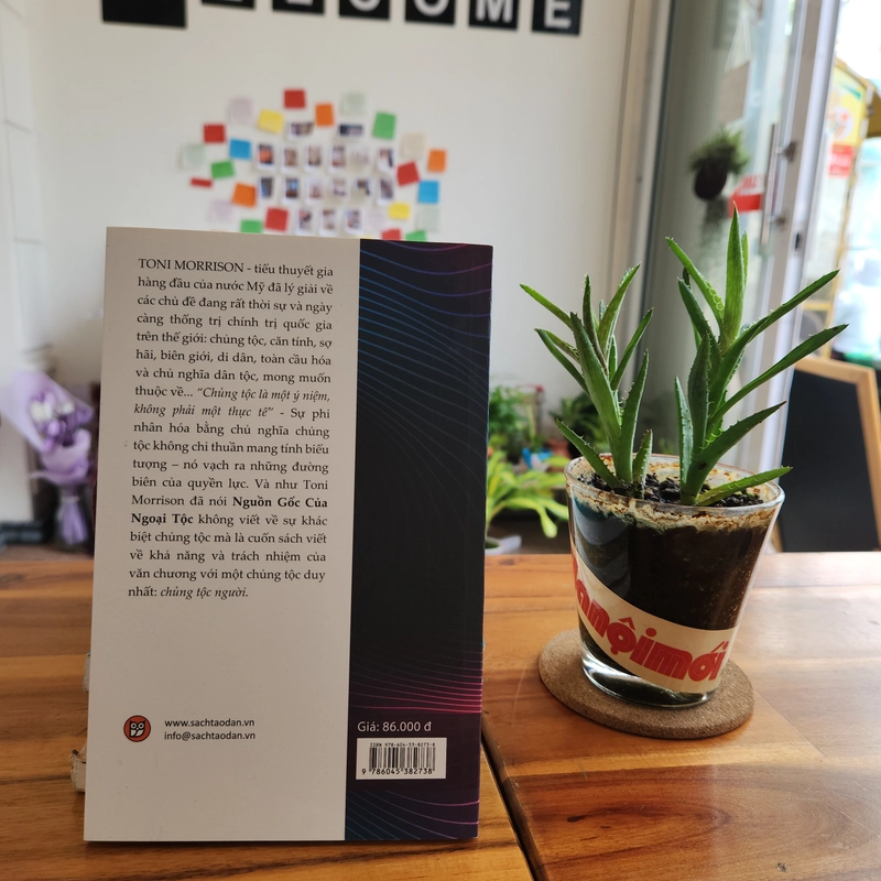 Nguồn gốc của ngoại tộc - Toni Morrison 454679