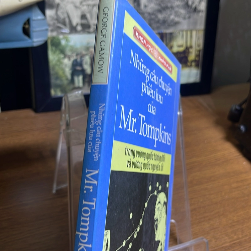 Những cuộc phiêu lưu của Mr. Tompkins 504849