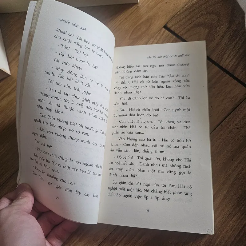 Cho tôi xin một vé đi tuổi thơ 
 757063