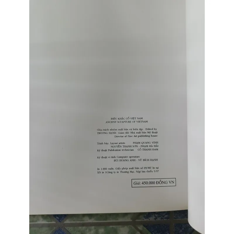 Điêu khắc cổ Việt Nam - Phan Cẩm Thượng 748827