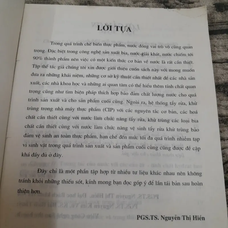 NƯỚC VÀ HỆ THỐNG TẨY RỬA KHỬ TRÙNG (CIP) NM. thực phẩm. CB. Phó GS Tiến sỹ Ng. T. Hiền 605077