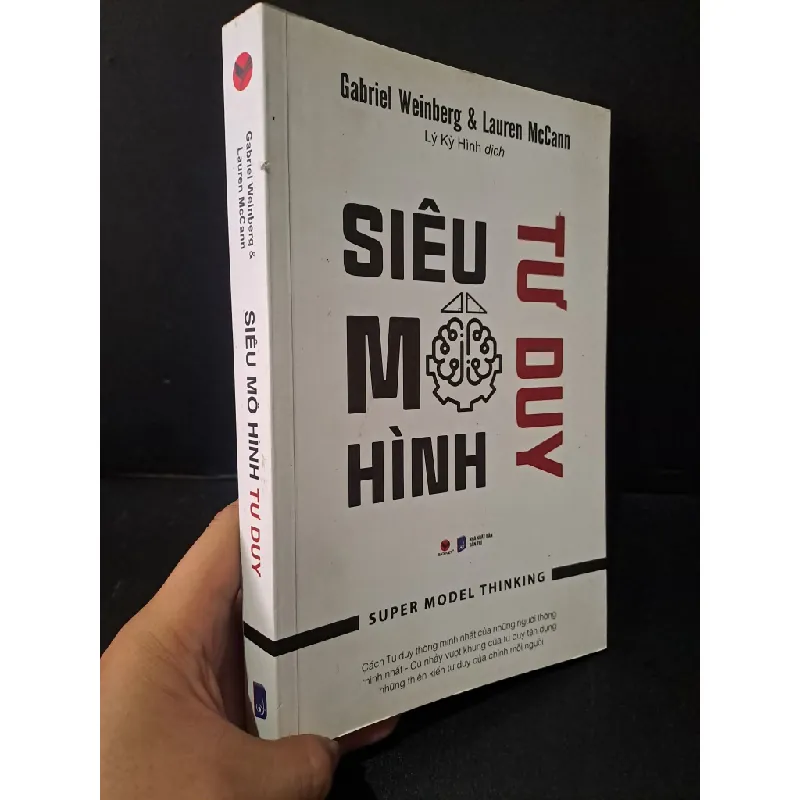 [Sách Cũ SCGR] Siêu mô hình tư duy mới 80% bẩn nhẹ, tróc gáy nhẹ 2022 Gabriel Weinberg & Lauren McCann HCM1604 KỸ NĂNG 678295