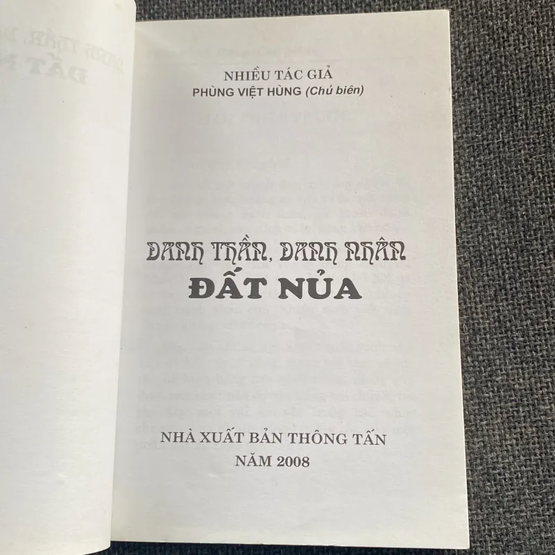 DANH THẦN, DANH NHÂN ĐẤT NỦA (XB 2008) 972224