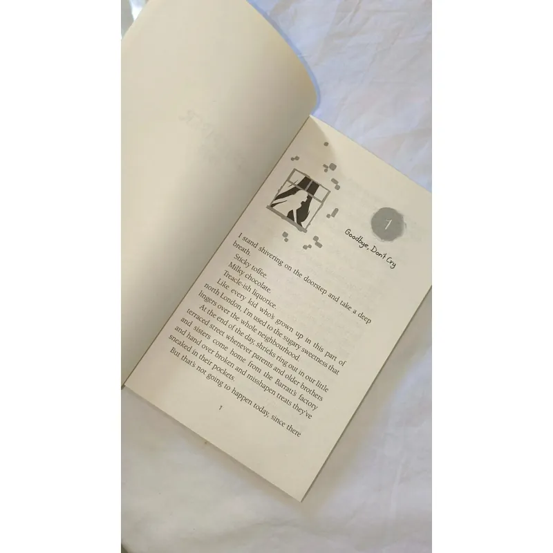 Romance / Contemporary Fiction – Karen McCombie | CATCHING FALLING STARS 749559