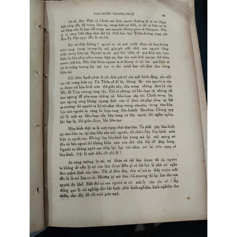 GIAI NHÂN VÀ CHÂN LÝ - LA VĂN THU 961774