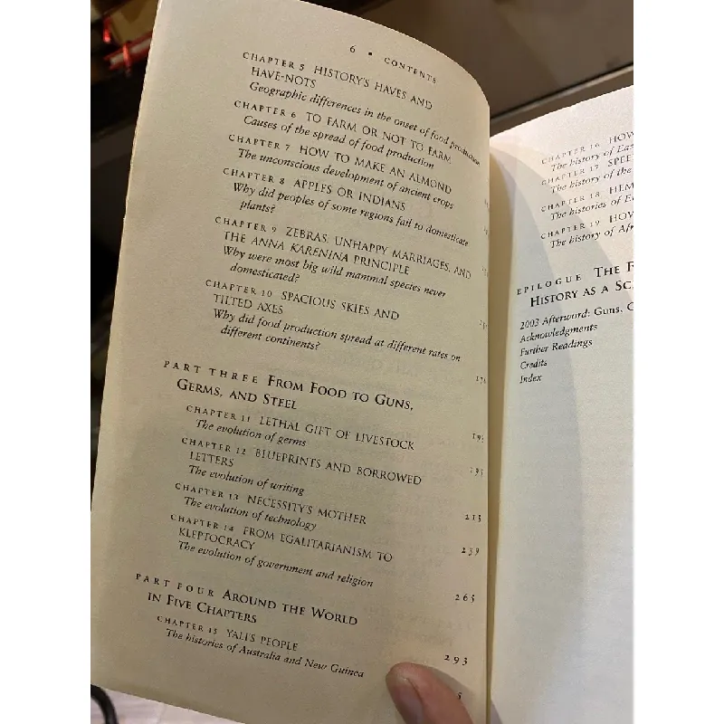 Guns, Germs, and Steel - Jared Diamond 703709