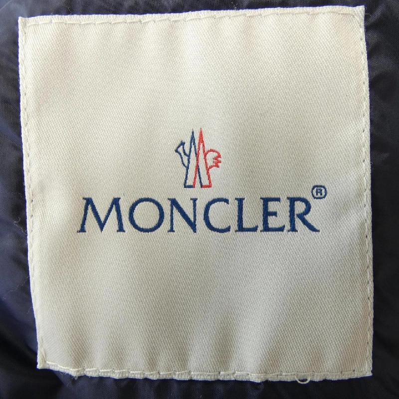 Áo khoác lông vũ MONCLER 635128