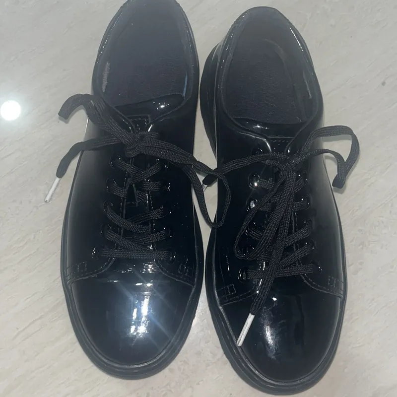 Dr. Martens Dante Patent Black 702877