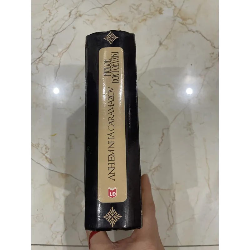 ANH EM NHÀ CARAMAZOV 956980