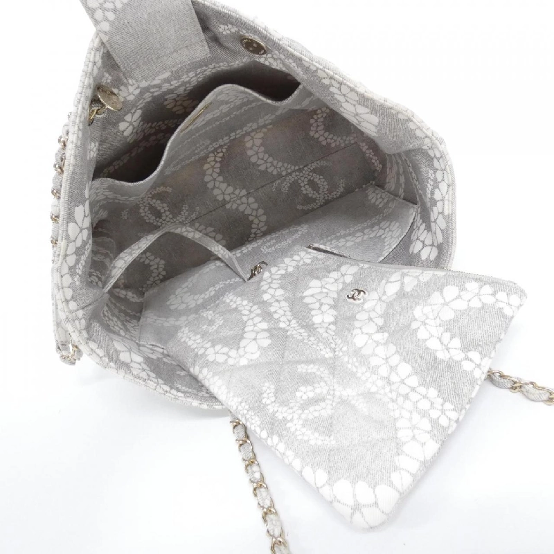 Túi xách chéo Chanel AS5429 611986