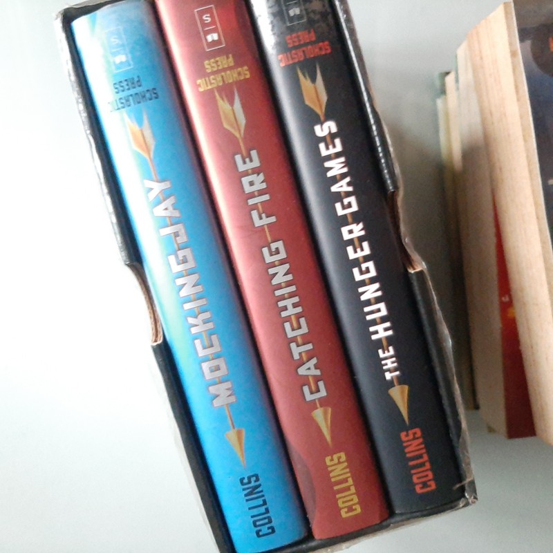 Tiểu thuyết Hunger Games nguyên bản tiếng Anh fullbox 158629