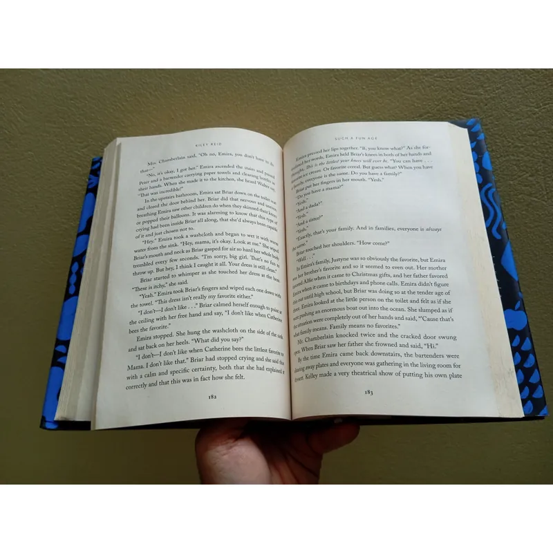 Such a fun age, sách ngoại văn tiếng Anh english book  719415