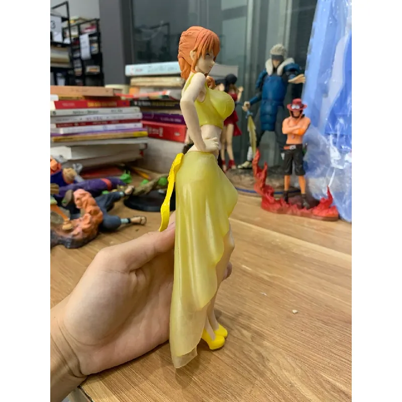 Mô hình để bàn Anime 716157