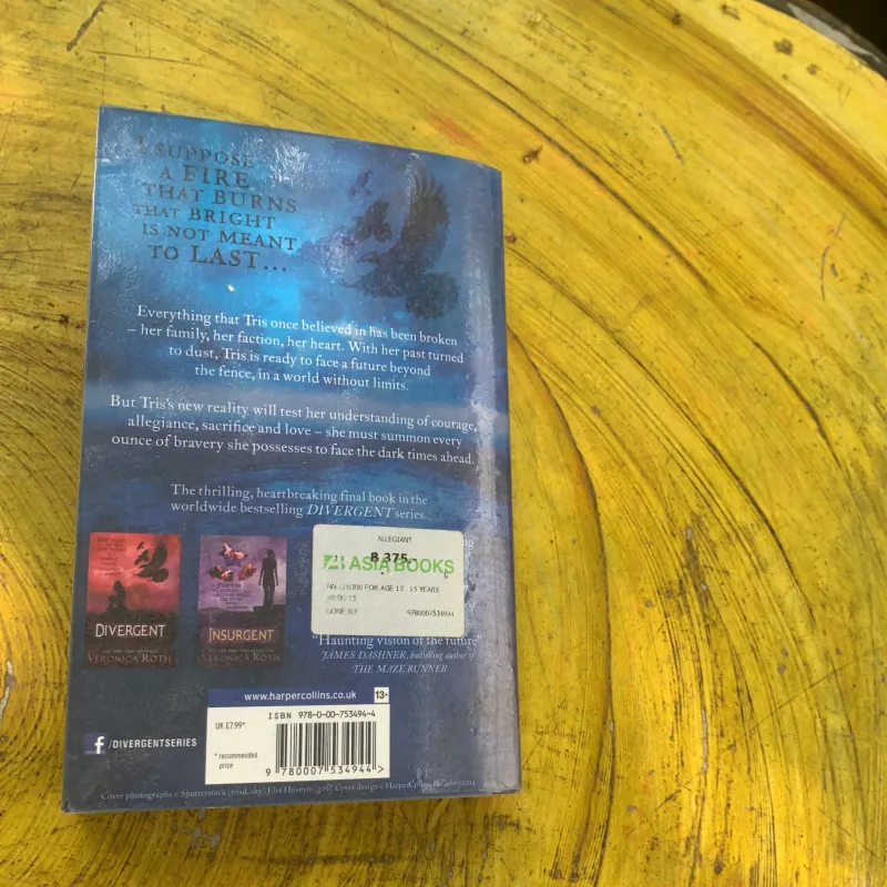 ALLEGIANT - VERONICA ROTH 762317