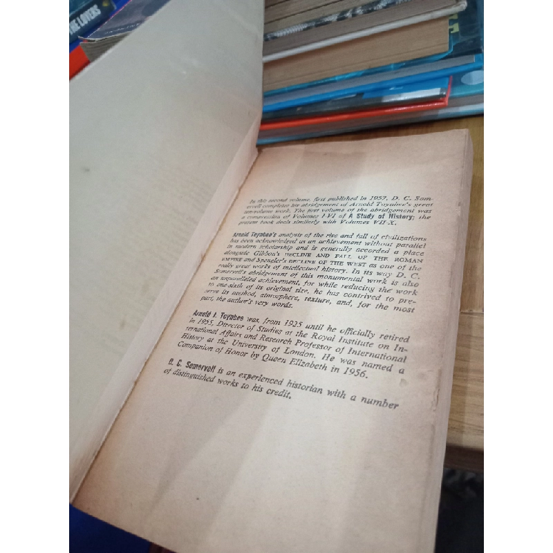 A study of history volume 1,2 - Arnold J. Toynbee 526144